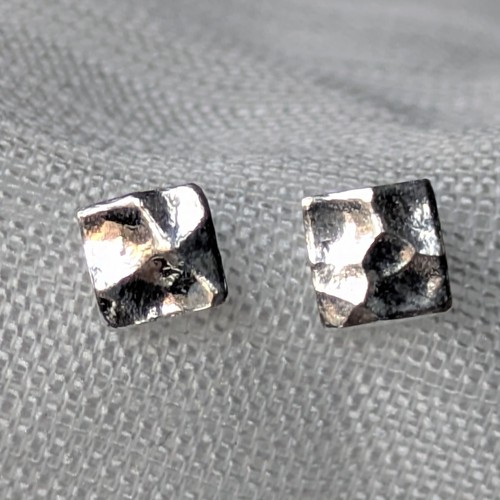 Quadrat gehämmert ohrstecker - gehämmert,