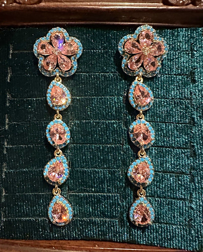 Goldfarbene strass - goldfarbene,